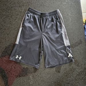 Under Armour Athletic Shorts Black and Gray Youth XL.
